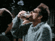 BEBE-Y-FUMA-02.gif