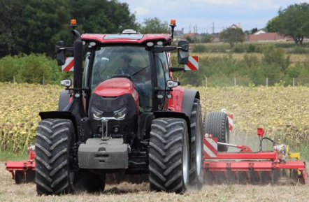 CASE IH Optum 340.png