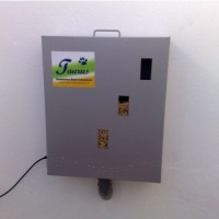 Comedero Automático  para Caballos Taurus Ti.